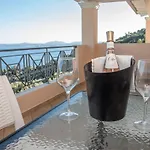 Sotiris Villa
