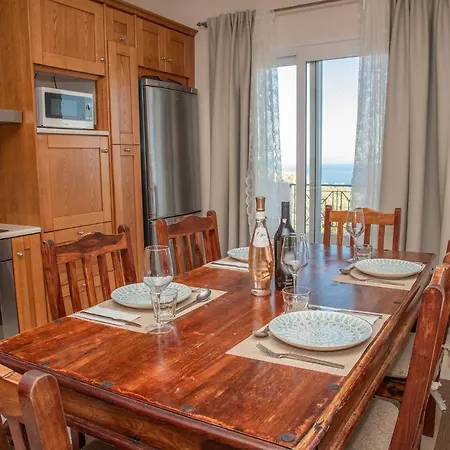 Sotiris Вилла Katavolos