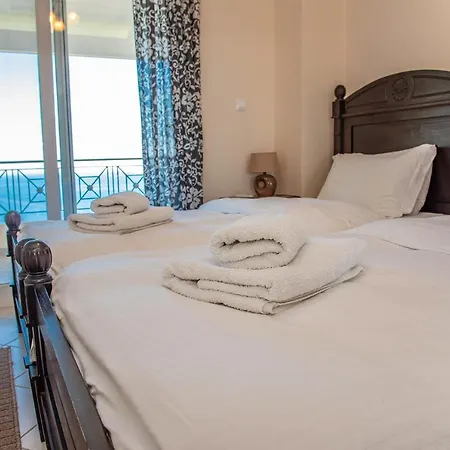 Sotiris Villa Katávolos