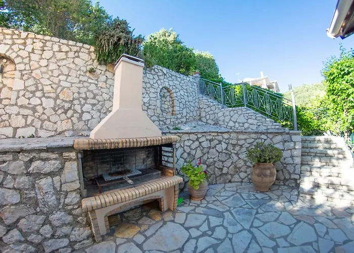 Sotiris Villa