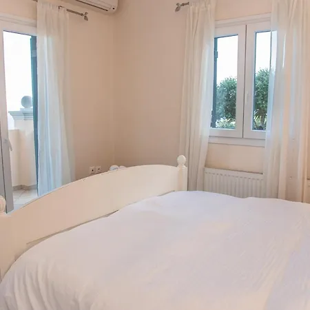 Sotiris Villa Katávolosz