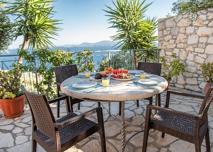 别墅 Sotiris Katávolos